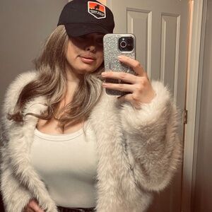 Meet your Posher, Kristina